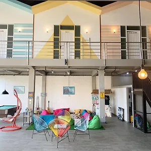 https://beach-hut-hostel.hotelsseminyak.net